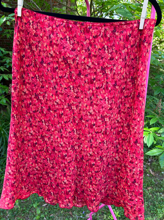 (XL) Red Floral Skirt